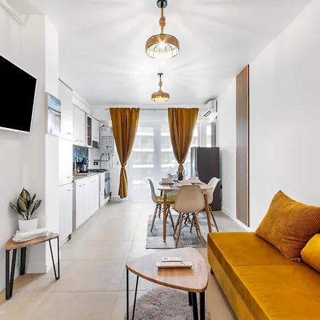 Popeye's Seaview In Odyssey Indoor Pool &