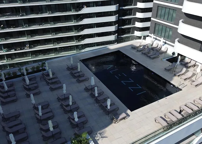 Popeye's Seaview In Odyssey Pool & Năvodari