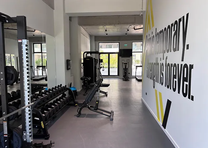 Popeye's Seaview In Odyssey Pool &