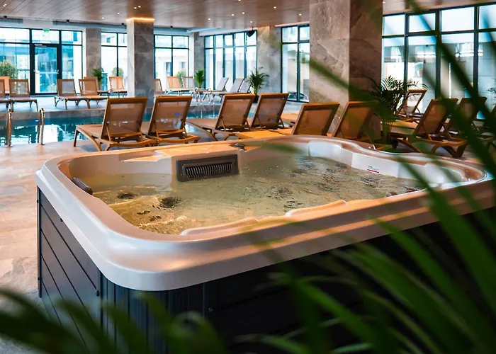 Popeye's Seaview In Odyssey Pool &