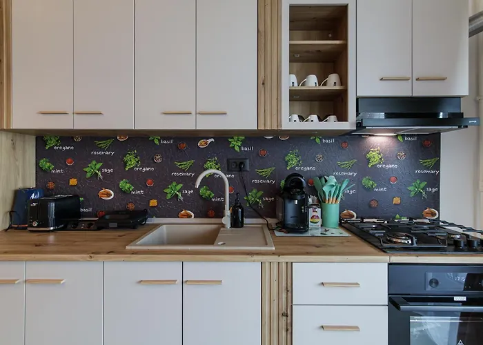 Popeye's Seaview In Odyssey Pool & 아파트