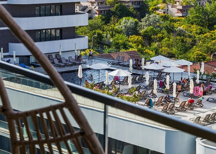 Popeye's Seaview In Odyssey Pool & 아파트