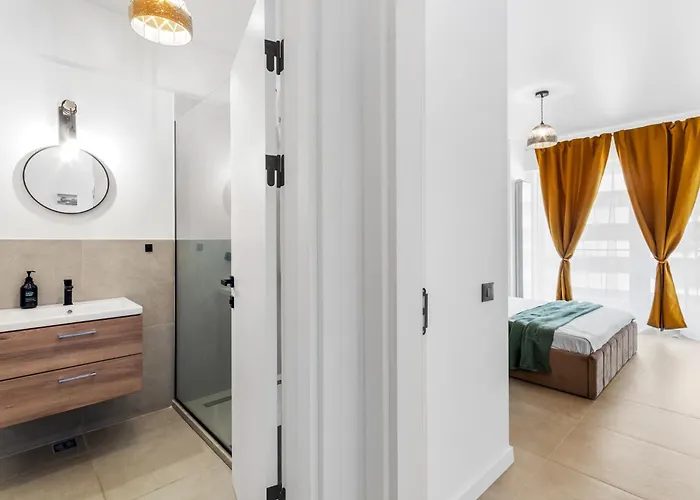 Popeye's Seaview In Odyssey Pool & * Năvodari