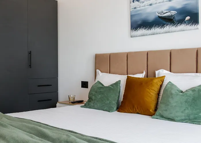 Popeye's Seaview In Odyssey Pool & 아파트 *