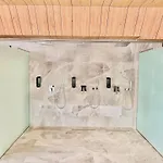 Popeye's Seaview In Odyssey Pool & *