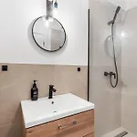 Popeye's Seaview In Odyssey Pool & Apartment