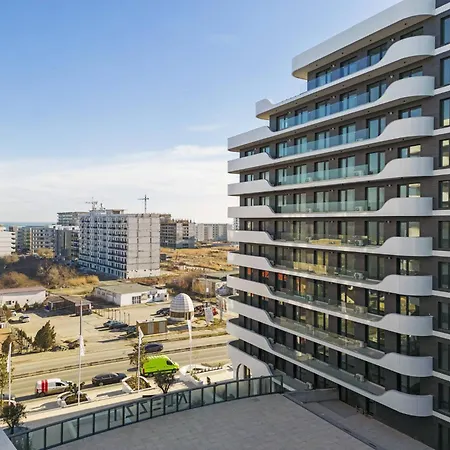 Popeye's Seaview In Odyssey Indoor Pool &