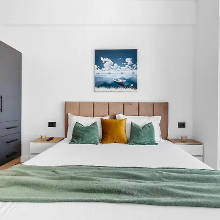 Popeye's Seaview In Odyssey Indoor Pool & * Năvodari