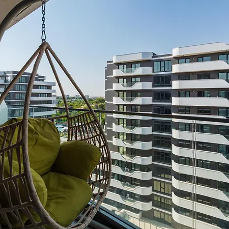 Popeye's Seaview In Odyssey Indoor Pool &