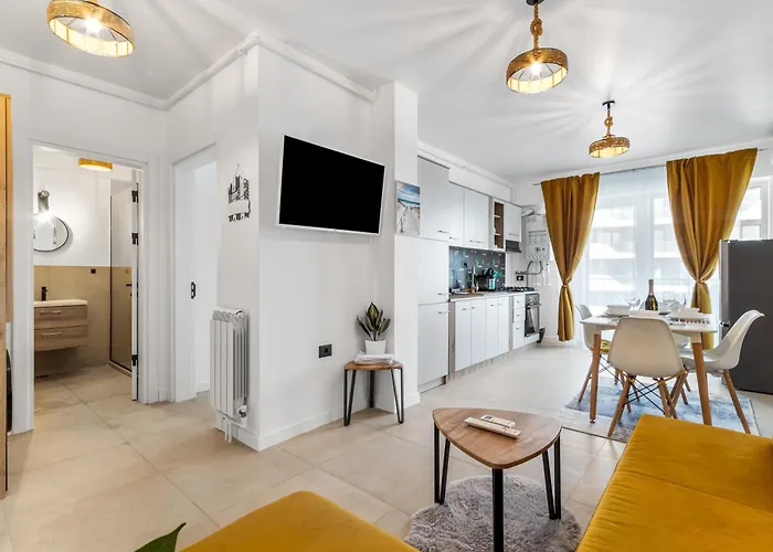 Popeye's Seaview In Odyssey Pool & *