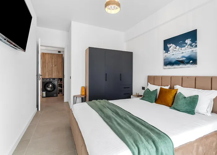 Popeye's Seaview In Odyssey Pool & * 那沃达利