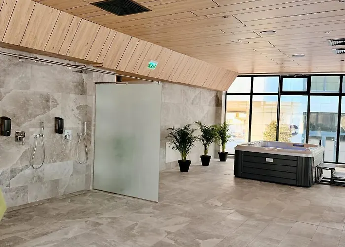 Popeye's Seaview In Odyssey Pool & 公寓 *