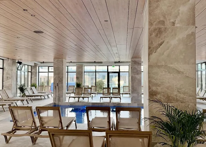 Popeye's Seaview In Odyssey Pool &