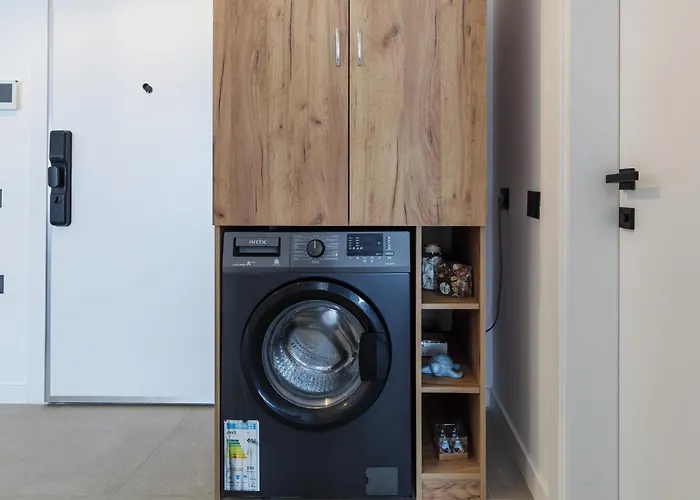 Popeye's Seaview In Odyssey Pool & 公寓 *